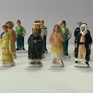 12x Vintage 1960's TENDER LEAF TEA People of Many Lands Ceramic FIGURINES